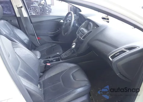 2016 Ford Focus Titanium из США, поврежденный, VIN 1FADP3N26GL313772